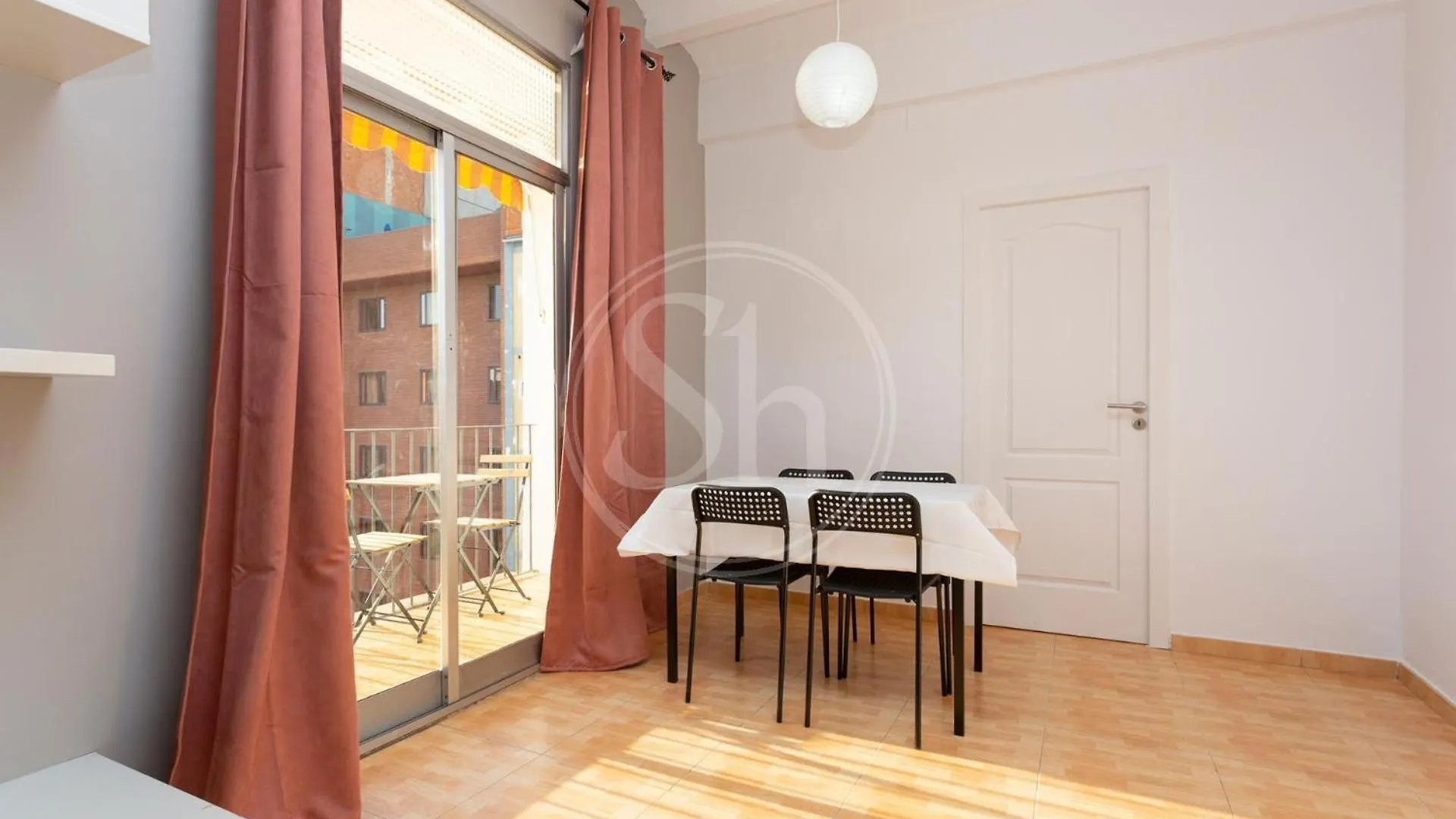 Bonito Apartamento En Plaza Espana バルセロナ スペイン